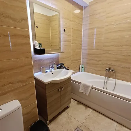 Apartment Thea Summerland Mamaia